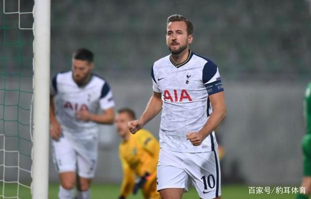 论员哈维尔 论员哈维尔