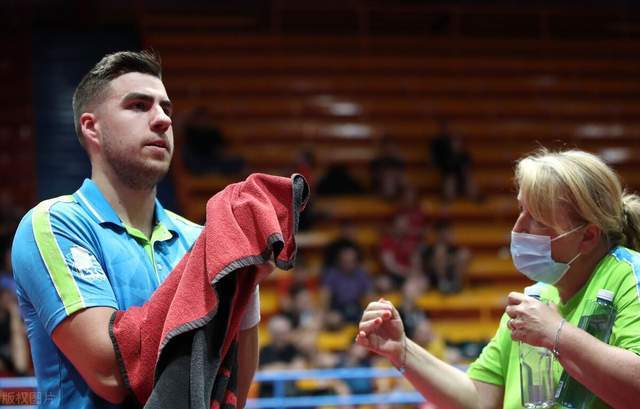 他是这个时 他是这个时